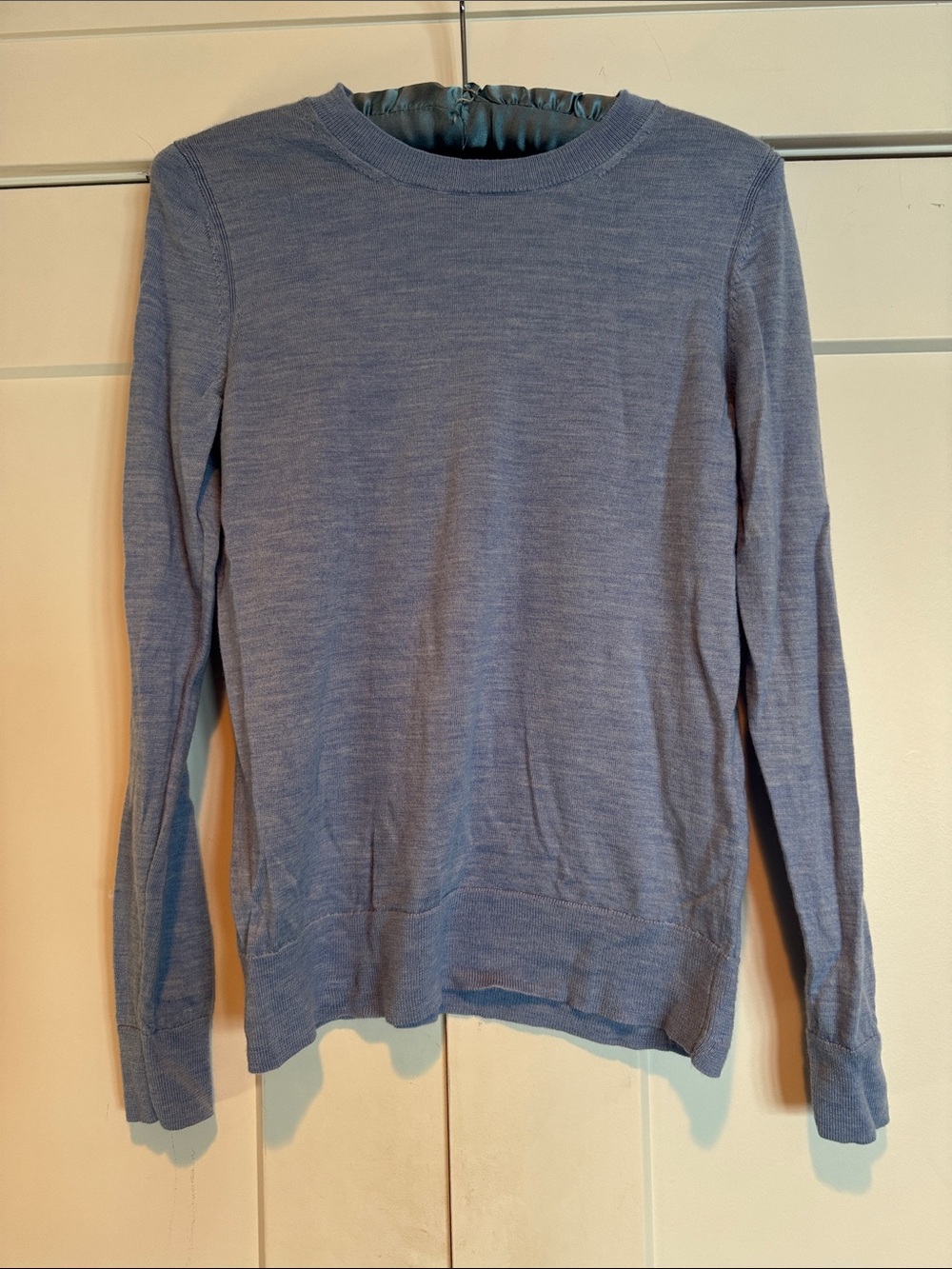 Banana Republic 100% Merino Wool Forever Sweater Medium Light Blue Crew Neck S